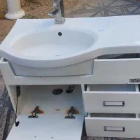 روشویی سفید.نقره ای|لوازم سرویس بهداشتی|ایلام, |دیوار