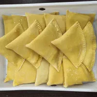 سمبوسه مرغ و پیتزایی