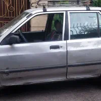 ماشین پراید نقره‌ای مدل ۸۴