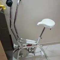 دوچرخه ثابت تمیز و سالم|تجهیزات ورزشی|فردیس, منظریه|دیوار