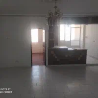85 متری با پارکینگ اختصاصی