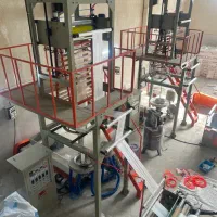 اپراتور دستگاه دوخت نایلکس