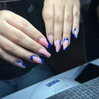 کاشت ناخن ۲۵۰|خدمات آرایشگری و زیبایی|رشت, معلم|دیوار