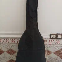 گیتار بفرس میرسد