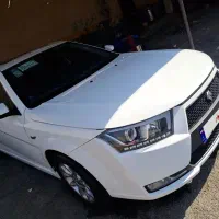 مدل ۴۰۲ بی رنگ