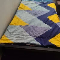 تخت یک نفره