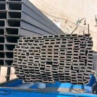 فروشنده خانم