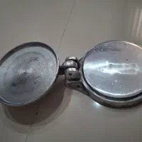 دستگاه چدنی همبرگر زن / قالب همبرگر زن چدنی|ظروف پخت‌وپز|مشهد, کارمندان دوم|دیوار