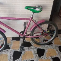 دوچرخه و لاستیک