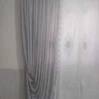 کنار پرده