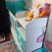 یک‌عددتخت‌نوزادتانوجوانی‌نونو‌اصلا‌استفاده‌نشده‌|تخت و سرویس خواب|کرج, گلشهر|دیوار