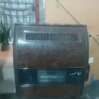 ۲عدد بخاری گازی و۱ عدد بخاری دیواری کاملا سالم