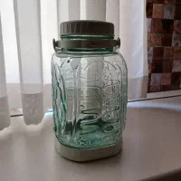 ظرف شیشه ای