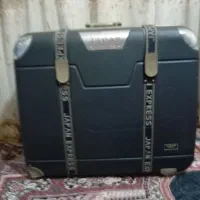 چمدان|کیف، کفش، کمربند|اهواز, کوی علوی|دیوار