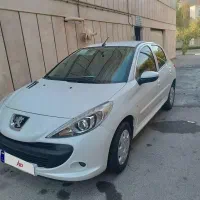 207 دنده ای 1402|خودرو سواری و وانت|اراک, |دیوار