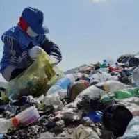 استخدام کارگر زن و مرد