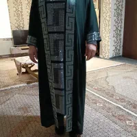 تعدادی لباس در حد نو