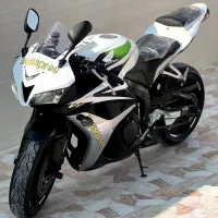 موتور سنگین cbr600rr