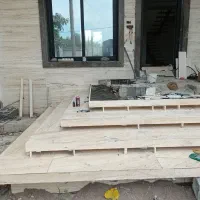 کارگر سنگ‌کاری