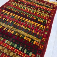 فرش دست بافت.