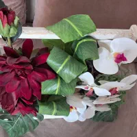 باکس گل مصنوعی معاوضه با ماشین اسباب بازی نو|گل مصنوعی|مشهد, رباط طرق|دیوار