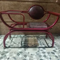 میز تلفن تمیز و مشتری پسند