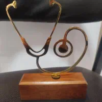 تندیس پزشک