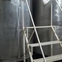 فروش مخازن استیل از ۵۰۰ لیتر تا ۹۵۰۰ لیتر