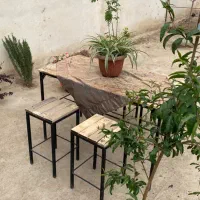 میز و صندلی فلزی فضای باز