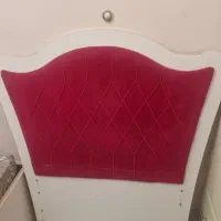 تاج تخت