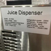 شربت سردکن دو مخزن|کافیشاپ و رستوران|اصفهان, خرم|دیوار