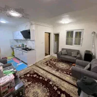 سوئیت ۵۰متری کرسی بلند باپارکینگ نزدیک خیابان اصلی