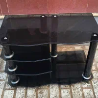 میز تلوزیون شیشه ای