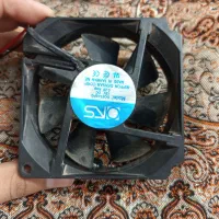 کیس کامپیوتر و مانیتور قدیمی