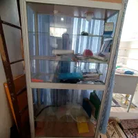 ویترین ایستاده شیشه ای محکم نور دار