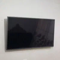 تلویزیون ۴۲ اینچ