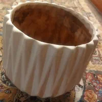 یک عدد گلدان سرامیکی سایز بزرگ