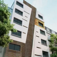 115متری آپارتمان چشمه توتی