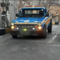 یدکش یدک کش امداد خودرو بر جرثقیل چرخگیر