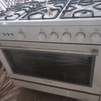 گاز فر ۵ شعله کاملا تمیز