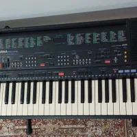 ارگ کلید پیانویی تاچدار یاماها psr500|پیانو، کیبورد، آکاردئون|تاکستان, |دیوار