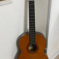 گیتار یاماها C40