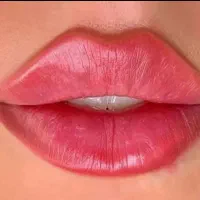 مدل تزریق ژل و بوتاکس و فیلر.