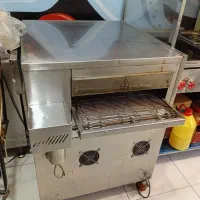 دستگاه ریلی پیتزا پز