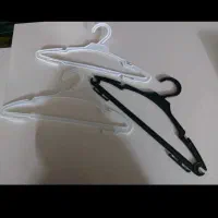 چوب لباسی بچگانه مشکی و سفید