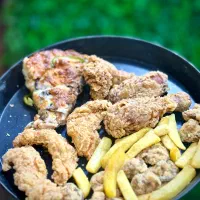 نیروی خانم جهت کار در فست فود کلرود