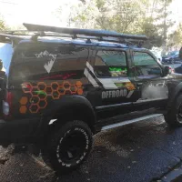 نیسان سرانزا بدون رنگ