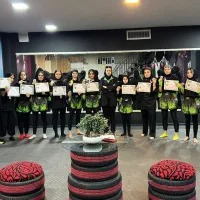 آموزش کیک بوکسینگ بانوان و دفاع شخصی بانوان