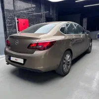 اپل آسترا 1.6