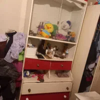 کمد و دراور و میز تحریر